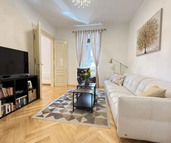 Pula, Monte Zaro: Luksusowe trzypokojowe mieszkanie 90 m² z garażem w sercu miasta