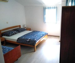 Šarmantný dom s výhľadom na more v blízkosti pláže v Trogire na predaj