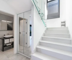 Appartement sur deux niveaux avec piscine à vendre à Makarska en Croatie