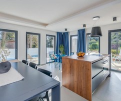 Luxusvilla Brač szigetén medencével és modern felszereltséggel