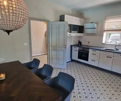 Villa de piedra con piscina en venta en Vižinada, Croacia