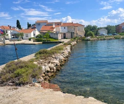 Prima fila sul mare Dalmazia - Marina Sutomiščica - Isola Ugljan