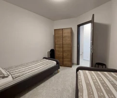 Tág, kétszintes lakás eladó Pješčana Uvalában Horvátországban