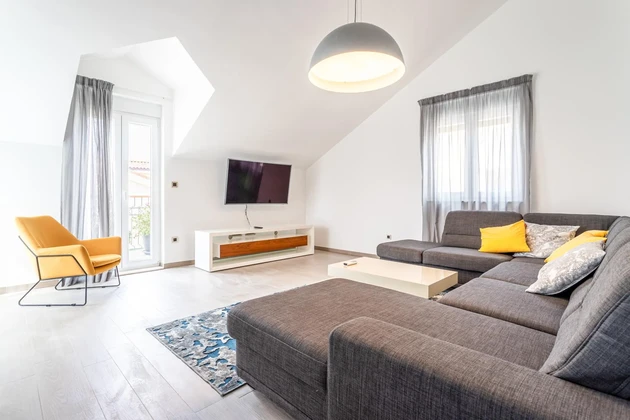 Appartement à vendre au troisième étage de Hvar près du centre en Croatie