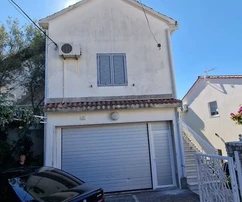 Čiovo, Okrug G. samostatný dům 320 m2, 3 apartmány, výhled na moře