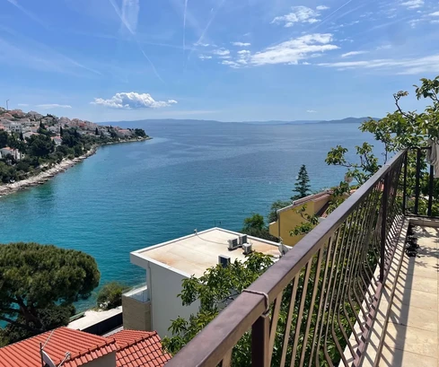 Predaj domu Okrug Gornji 600 m2