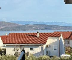 APARTMAN CSENDES HELYEN, 600 M-RE A TENGERPARTTÓL!