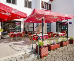 Rovinj, Okolica - Ekskluzywny dom z restauracją, apartamentem i pokojami