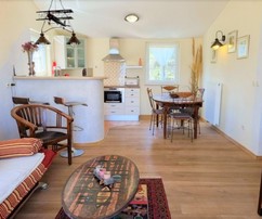 Šarmantný dom na ostrove Brač len pár krokov od pláže pripravený na okamžité nasťahovanie