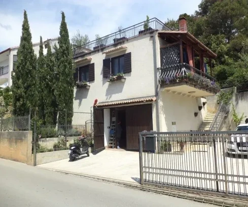Trogir, Saldun, casa indipendente 133 m2, di nuova costruzione, vista