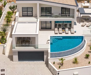 Elegant Villa in Podstrana