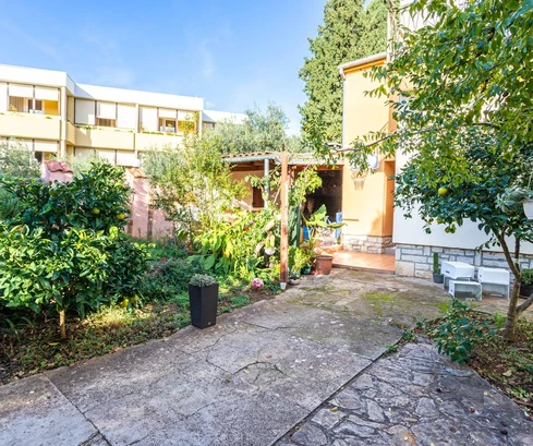 Casa familiar en venta en Brodarica Zadar en Croacia