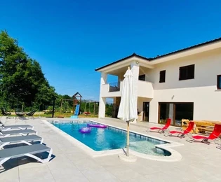 Labin, Istria: Villa moderna di alto livello con piscina e ampio giardino