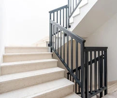 Appartement confortable à vendre en bord de mer à Okrug en Croatie