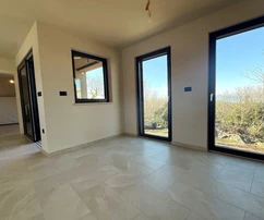 NOUVELLE VUE APPARTEMENT, DANS UN ENDROIT CALME !