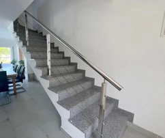 APPARTEMENT MEUBLÉ AVEC PISCINE ET JARDIN, DANS UN ENDROIT CALME !