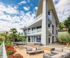 Beautiful villa with pool and sea view, Istria, Opatija