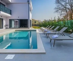 Poreč - Luxuriöse villa in strandnähe