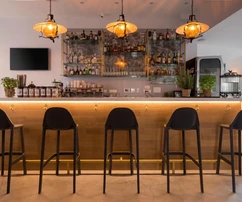 Atrakcyjna nowoczesna nieruchomość z historycznym akcentem – Labin, Istria