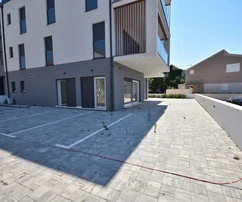 Srima - Gewerbefläche PP1, erste Reihe zum Meer