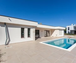 Villa moderne avec piscine à vendre à Labin en Croatie