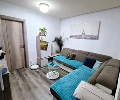 Split, Kman, three-room apartment 80 m2 on the 4th floor, no elevator, south-west, storage room