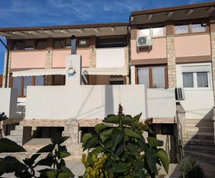 Istrien, Pomer, Geräumiges anwesen mit 11 studio-apartments nahe dem meer