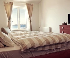 Dom z basenem na sprzedaż z widokiem na morze w Chorwacji