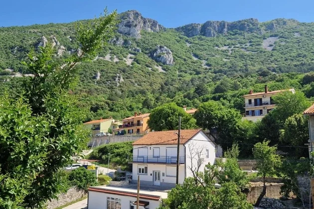 Labin, Istrien: Vielseitiges haus mit geschäftsraum zum verkauf