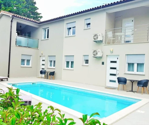 Willa z basenem na sprzedaż w pobliżu morza w Medulin w Chorwacji