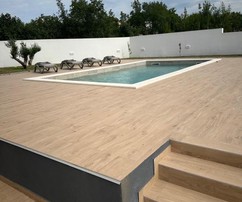 Luxury home with a pool for sale in Pridraga in Croatia