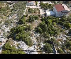 Marina, terrain constructible de 461 m2, à 300 m de la mer et de la plage