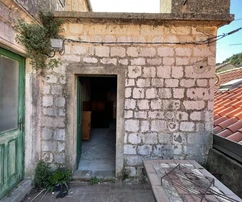 Maison en pierre à vendre au coeur de Stone en Croatie