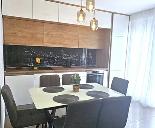 Elegante Zweizimmerwohnung in Meeresnähe auf Čiovo