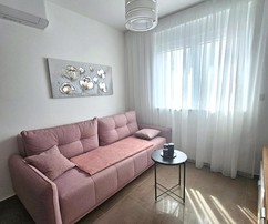 Charming 2-Bedroom Apartment near Beach in Ciovo