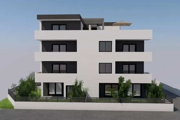 Trogir, 1pokojový byt 47 m2 v přízemí + zahrada 52 m2, novostavba, parkování