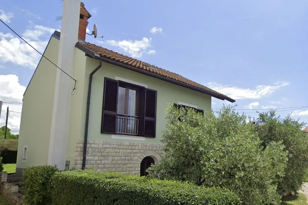 Buje, Istria: Charming house with sea and Alps views