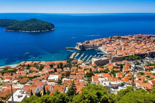 Stavební pozemek 5500 m2 - Čilipi, Dubrovník
