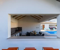 Schönheitshaus auf drei Etagen mit Pool, Istrien, Ližnjan