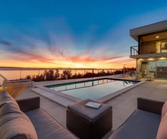 Podstrana, Mutogras, villa di lusso di 370 m2 con giardino di 392 m2 e piscina