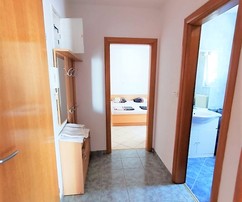 Encantador apartamento en Čiovo con vista al mar en venta