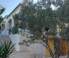 Casa junto al mar en venta en Milna, en la isla de Brač, Croacia