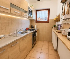 Gorski Kotar, Stari Laz, renoviertes traditionelles Haus in Gorski Kotar mit einem Grundstück von 7.021 m²