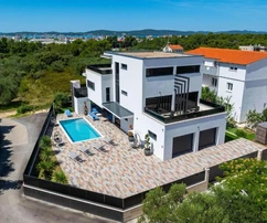 Villa di lusso in vendita a Sukošan vicino al mare in Croazia
