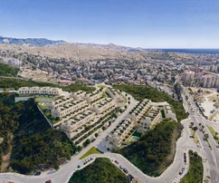 ID 296 / Neue Reihenhäuser in Málaga