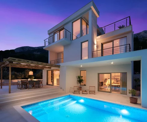 Villa à vendre avec piscine et vue mer à Hvar en Croatie