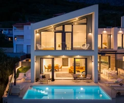 Jesenice, moderna villa adosada con hermosas vistas al mar