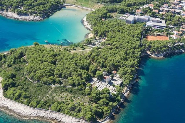 Hvar, Jelsa, dvojizbový apartmán na 2. poschodí s výhľadom na more
