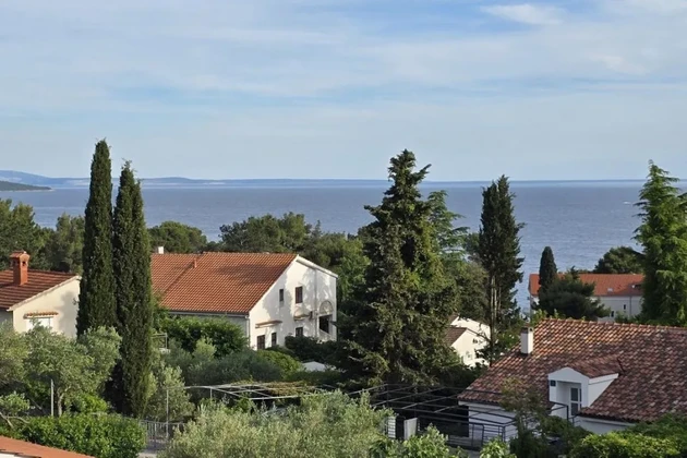 Apartamento con vista al mar, en una ubicación atractiva, ¡a 250 m de la playa!
