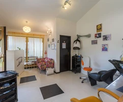 Przestronny dom z lokalami użytkowymi na sprzedaż w Chorwacji